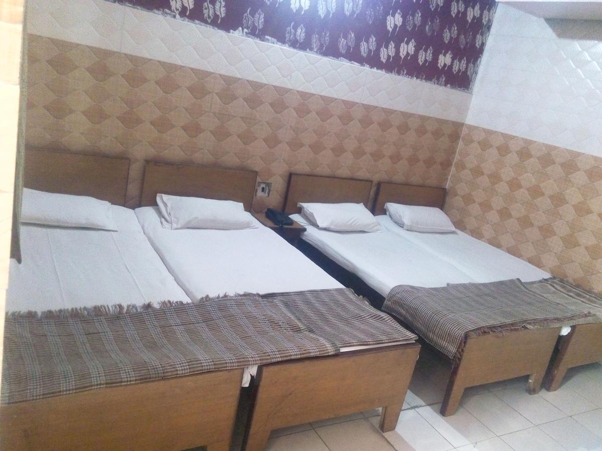 Hotel Bharat Palace Джайпур Екстериор снимка